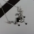 Gotische Drachen-Halskette mit einem großen schwarzen Herz-Edelstein in Antik-Silber - Drachenhalskette (24#) / Schwarz