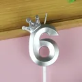 Elegante vela de cumpleaños número 6 plateada con corona para decoración de tartas - Corona Número 6 / Plateado