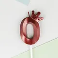 Vela de cumpleaños número 0 color marrón rojizo metálico con una corona elegante - Corona Número 0 / Rojo