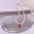 Elegante Vintage-Süßwasserperlenkette mit rotem Zirkonia-Anhänger für Damen Schmuck - Roter Strass-Quadrat-Stil / Gold