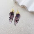 Elegante lange Schmetterlingsflügel-Ohrringe mit bunten Strasssteinen und Gold - Gold - Rosaroter Strass