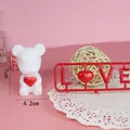 Figurine d'ours blanc avec cœur pour décoration de gâteaux de fête - White Love Bear