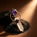 Vintage Kupferanhänger mit hexagonalem Bergkristall und rohem Amethyst-Edelstein - Bergkristall Amethyst Bronze Stil