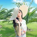 Milk white wide brim straw sun hat with elegant bow and lace detail - Milk White