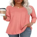 Detailansicht des lachsrosa Damen 3/4-Arm Freizeitshirts mit plissiertem Rundhals - Korallenrosa