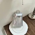 Sac à bandoulière minimaliste argent métallisé pour téléphone avec breloque étoile brillante - Avec Pendentif / Argent