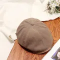 Klassische braune Strickmütze für Damen, stilvolle Schiebermütze für Herbst Winter - 56-58cm (Verstellbar) / Khaki
