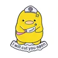 Funny nurse duck enamel pin badge with 'I will cut you open' text for jackets and bags - Nurse Scalpel Duck Style (QHXZ6197)