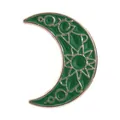 Broche de media luna en esmalte verde con intrincados patrones geométricos de sol y estrellas - Estilo Luna Estrella Patrón Verde (QHXZ6263)