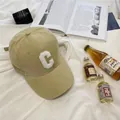 Gorra de béisbol caqui con parche de letra C blanca, diseñada para cabezas de tamaño grande. - 58-65cm (Ajustable) / Beige Caqui