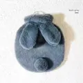 Housse de bouillotte oreilles de lapin en fausse fourrure gris foncé pour l'hiver. - 400ml / Gris foncé