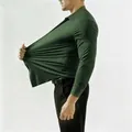 Camicia da uomo a maniche lunghe verde scuro senza cuciture ad alta elasticità, senza stiro - Verde militare