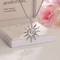 Elegante collana con ciondolo a sole in acciaio al titanio argento con catena a serpente su scatola - Argento