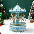 Boîte à musique carrousel bleu et blanc avec détails de chevaux dorés vintage - Boîte en papier / Bleu floral