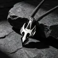 Collana con ciondolo guerriero in acciaio al titanio argento su pietra - Ciondolo + Catena da 60cm