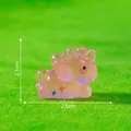 Miniature luminous pink unicorn figurine for DIY micro landscaping and garden decoration - Lying Unicorn / H2.1cm x L2.6cm / Pink