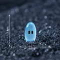 Statuina di folletto blu traslucido che brilla al buio, decoro mini 1,3x0,8 cm. - H1.3cmxW0.8cm