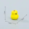 Figura de pera amarilla en miniatura con cara linda y altura de 1,5 cm - Pera
