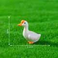 Figurine de canard blanc miniature mignonne pour déco de micro-jardin taille 3x2,3cm - Oie qui Regarde