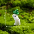 Miniatur-Geisterfigur mit grünem Pilzhut für die DIY-Gartendekoration im Freien - Zwinker-Pilz (3#) / 1,7x2,6cm