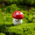 Süße rot-weiße Pilz-Miniaturfigur mit Maßen für die Gestaltung von Mini-Gärten - Niedlicher Pilz (4#) / 1,7x1,1cm