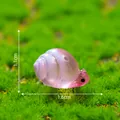 Petite figurine d'escargot en résine violette pour décorations de micro-paysages DIY - 1,6cm x 1,1cm / Rose Violet