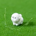 Statuina miniatura barboncino bianco per micro paesaggio fai-da-te 1,8cm - 6# Cane (Cane a Pelo Riccio Bianco)