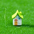 Miniature country house figurine for DIY garden decor with 1.8cm x 1.5cm size markings - Width 1.5cm x Height 1.8cm / Green Tile House