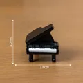 Miniature black grand piano model figurine for dollhouse micro-landscape DIY decor, 4.2cm height - 4.2x3.8cm / Black Heart-Shaped Piano