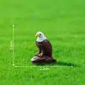 Miniature resin bald eagle figurine for garden DIY decoration, 2.5cm in height - Small Eagle Gaze
