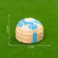 Miniature resin yurt figurine for fairy garden DIY landscaping and desk decoration - 3.1x2.2cm / Round Yurt