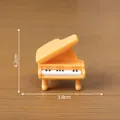 Orange miniature toy piano figurine for creative dollhouse and micro landscape DIY decor - 4.2x3.8cm / Beige Heart-Shaped Piano