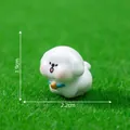 Statuetta di cucciolo bianco cicciottello in miniatura per decorazioni da giardino fai-da-te - Cane con campanello