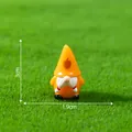Detaillierte Miniatur-Erntedankfest-Zwergfigur in Orange für die DIY-Gartendekoration - Zwerg mit Eichel-Dekor (8#)