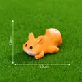 Mini statuetta di scoiattolo arancione per micro-paesaggio e decorazione fai-da-te - 1# Posizione Sdraiata