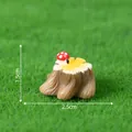 Miniature realistic resin tree stump with red mushroom for garden decor, 2.5cm x 1.5cm - Style 3 Red Ladybug Stump / H1.5cm W2.5cm