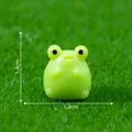 Cute miniature bright green resin frog figurine for micro landscape DIY garden decoration - Thin Frog / 1.3x1.4cm