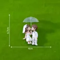 Miniature wedding couple figurine under umbrella for micro-landscapes, size 6.7x4cm - Couple With Umbrella / White Suit White Dress Couple
