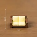 Divano in miniatura marrone per casa delle bambole con cuscini gialli, 4cm - Divano (8#)