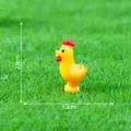 Miniatura di gallo in resina gialla per decorazione di micro paesaggio fai-da-te - 4# Gallina Gialla / 2.0x1.2cm