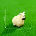 Miniature resin highland cow figurine for micro landscape DIY terrarium decor 2.9x2.8cm - Large White Highland Cow
