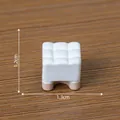 Taburete en miniatura blanco para decoración de casa de muñecas DIY 1,3cm x 1,2cm - 13#khaki square stool