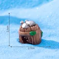 Miniature ceramic jar ornament for fish tank and micro landscape, size 2.7x2.5cm. - 2.7x2.5cm