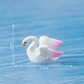 Schattig miniatuur wit zwaantje met roze vleugels voor DIY-tuindecoratie en landschap - 2.0x2.9cm / Roze
