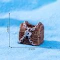 Miniature resin treasure chest for aquarium decoration, 2.5cm width fish tank landscape - 2.5x2.4cm