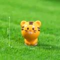 Simpatica statuetta di tigre in miniatura per micro paesaggi, misura 1.9x1.6cm - Stile Tigre / 1.9x1.6cm / Tigre
