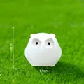 White luminous owl figurine for DIY micro landscape gardening decor, size 1.9cm x 1.6cm - 5# White