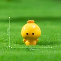 Figurina in miniatura a forma di pulcino giallo per decorazione micro-paesaggi - Gallo