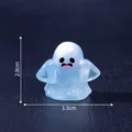 Lichtgevend mini-spookbeeldje DIY-decoratieaccessoire met 2,8x3,3 cm maataanduiding - Grappige Geest / Lichtblauw