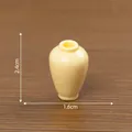Miniatur-Beige-Puppenhaus-Deko-Glas für DIY-Mikrolandschaft, 2,4 cm hoch, 1,6 cm breit - Weithalsflasche / Gelb